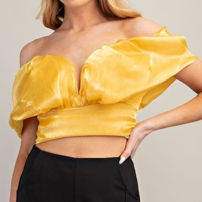 SHOULDER CROP TOP