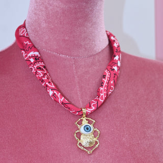 EYE CHOKER