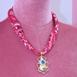 EYE CHOKER