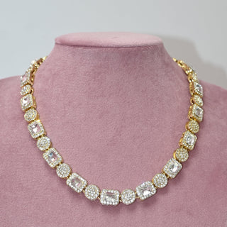 CRYSTAL SQUARE NECKLACE