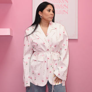 FLOWERS WHITE COAT