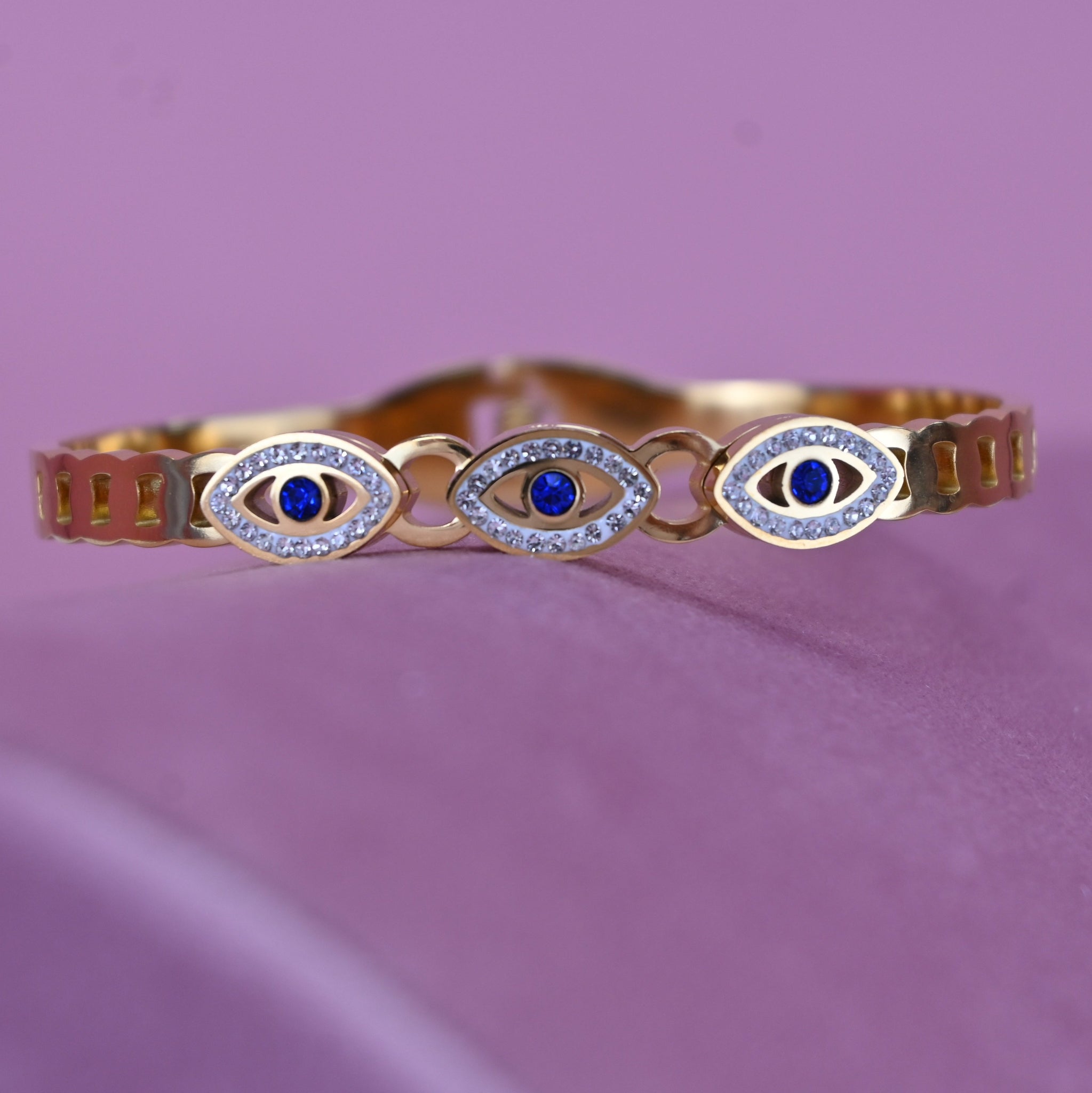 EYE BANGLE BRACELET