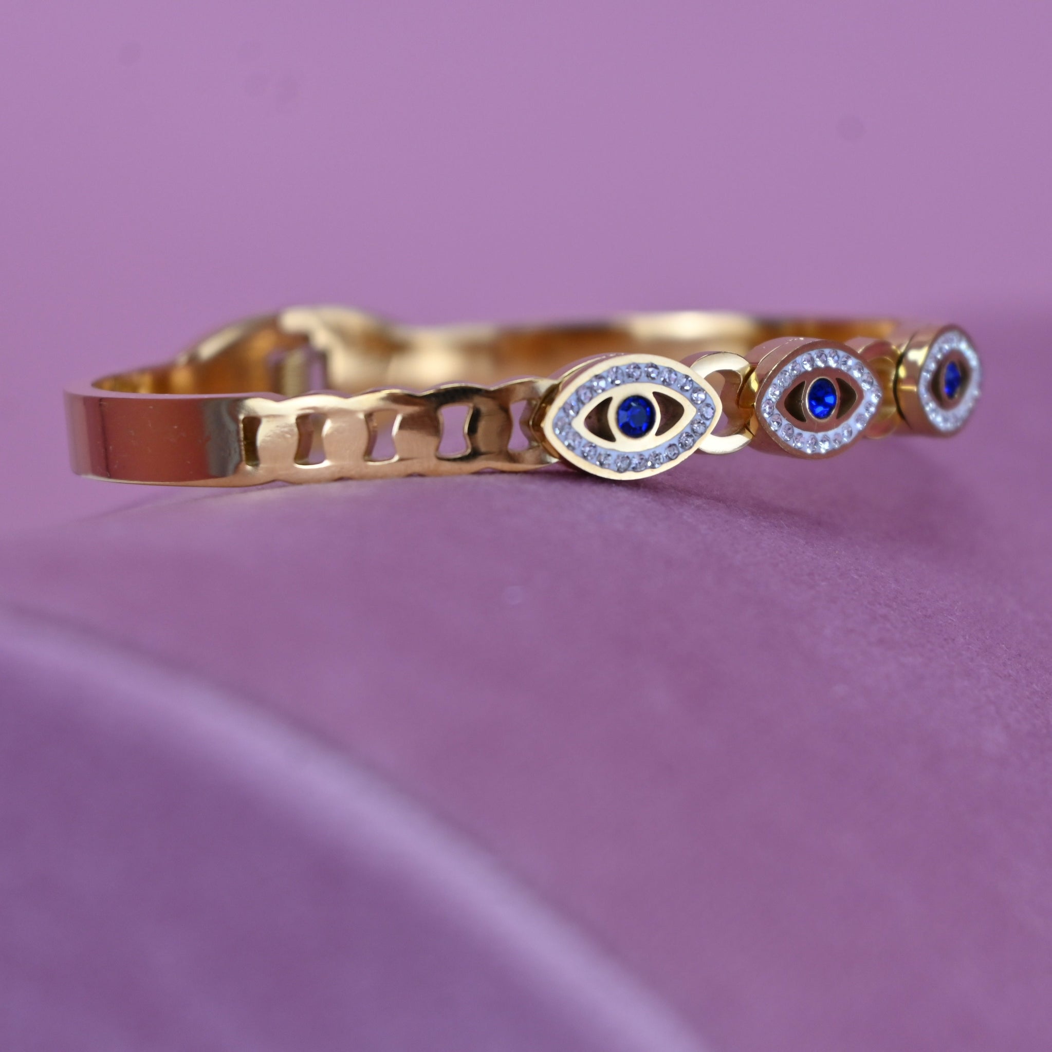 EYE BANGLE BRACELET