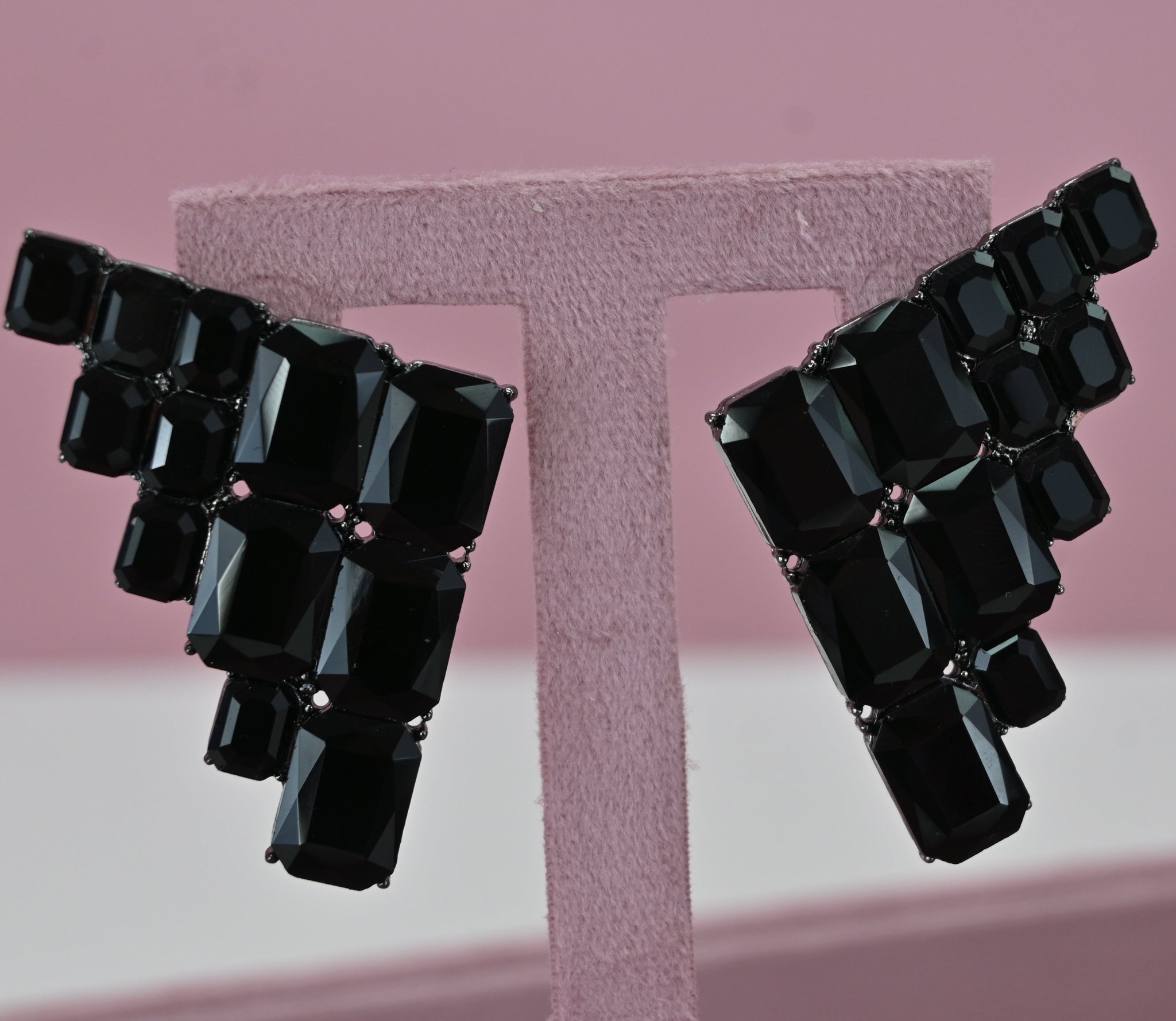 BLACK CRYSTAL EARRINGS