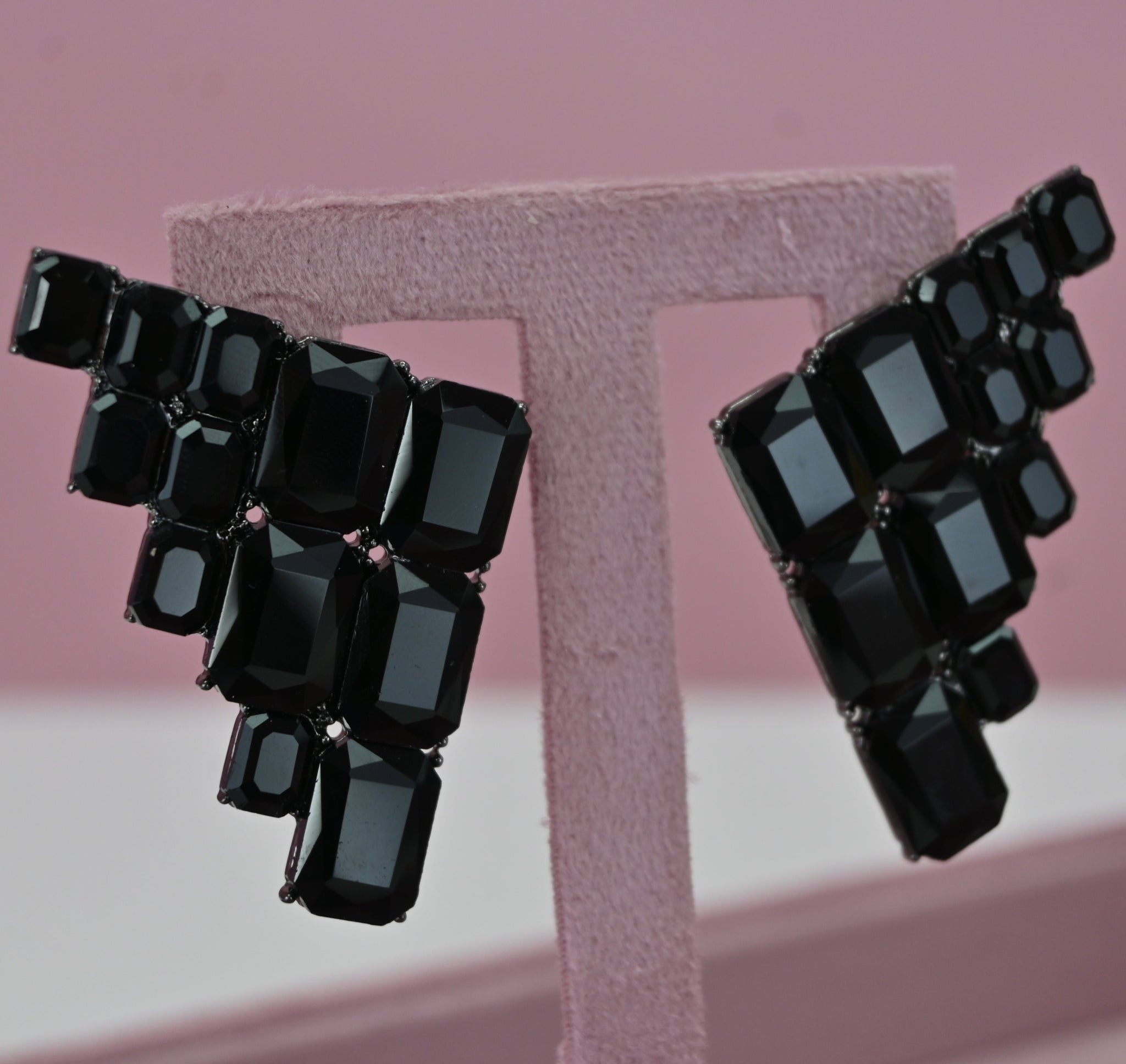 BLACK CRYSTAL EARRINGS