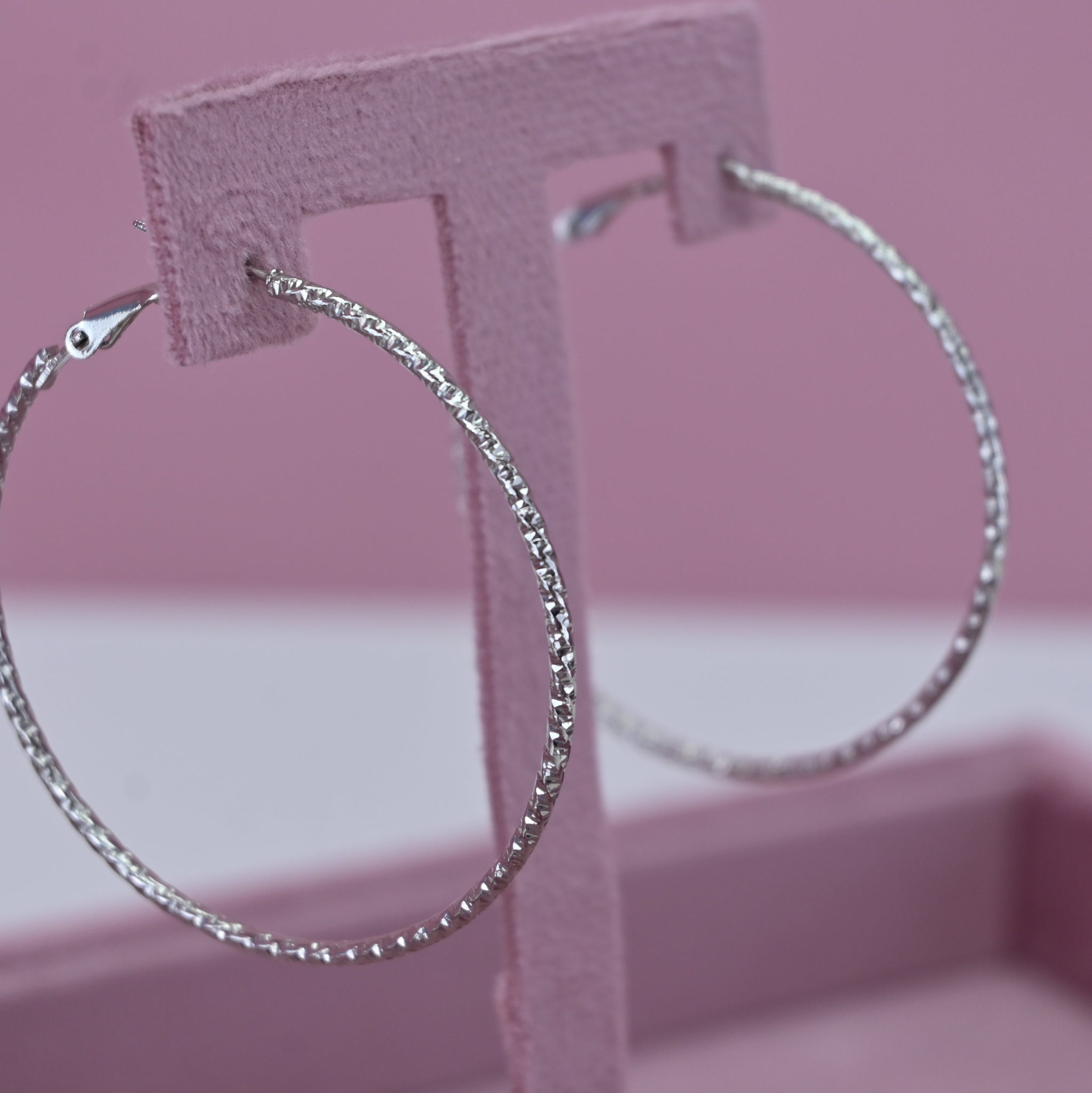 SILVER HOOP EARRING