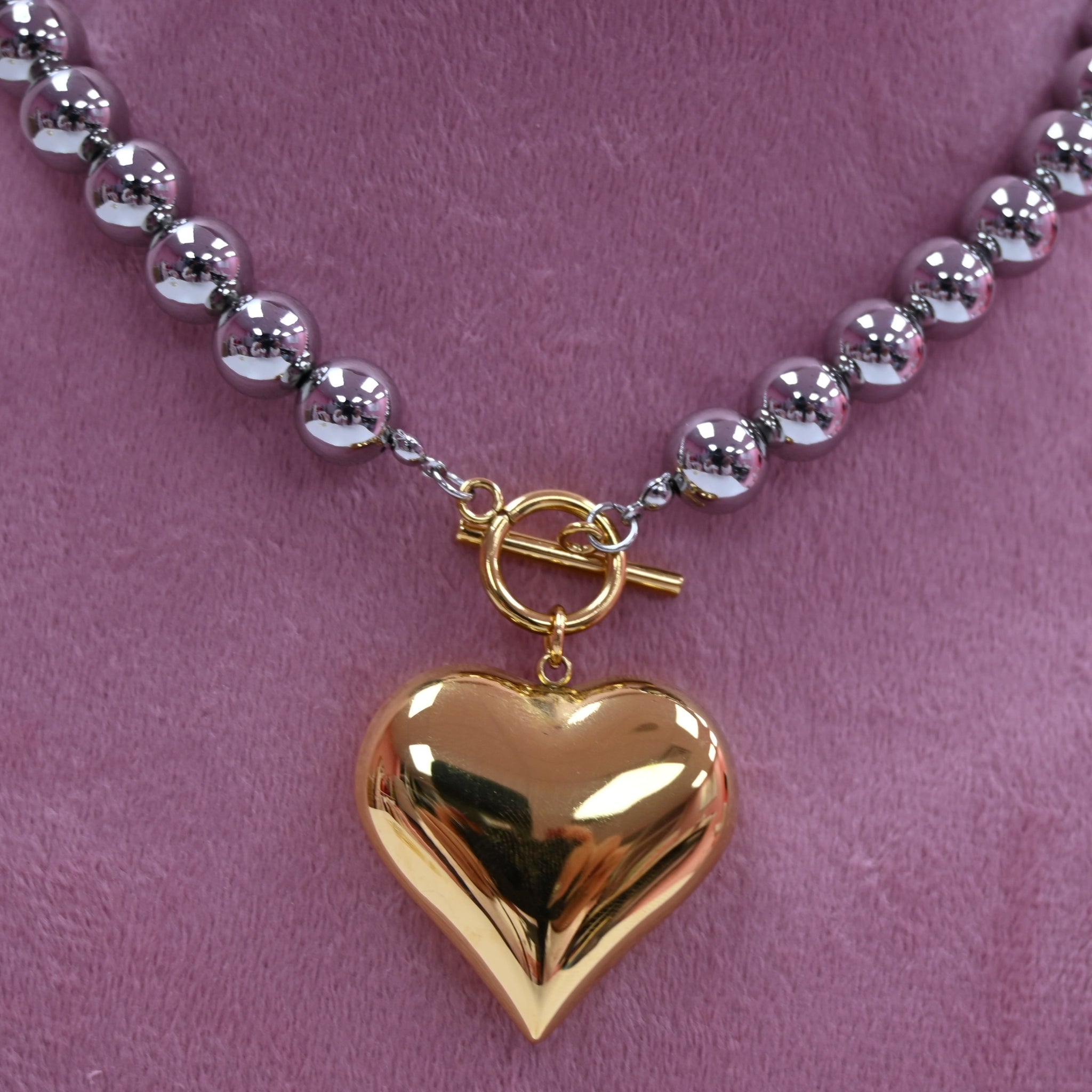 GOLD HEART NECKLACE