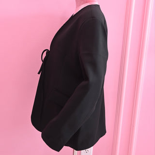 BLACK COAT