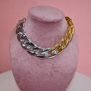 BICOLOR NECKLACE