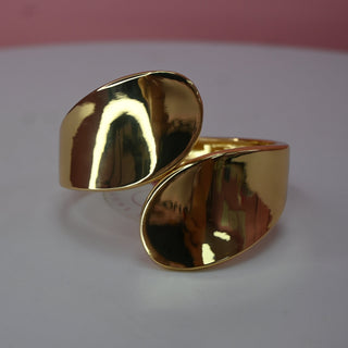 BIG GOLD BRACELET