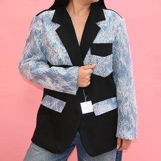 ENCAJE BLACK COAT