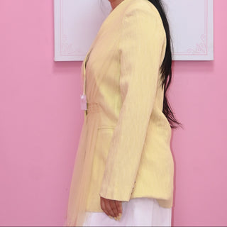 YELLOW COAT
